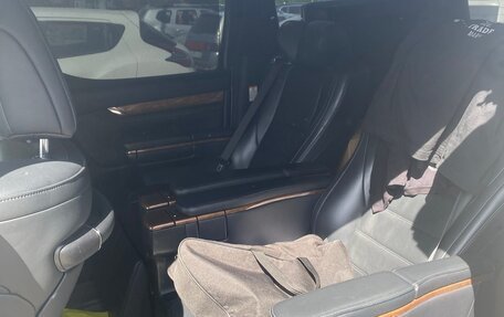 Toyota Alphard III, 2016 год, 4 300 000 рублей, 3 фотография