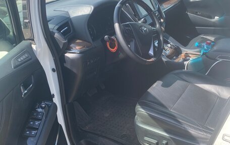 Toyota Alphard III, 2016 год, 4 300 000 рублей, 2 фотография