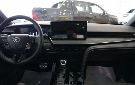Toyota Camry, 2024 год, 4 300 000 рублей, 11 фотография