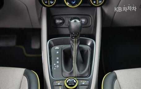 Hyundai Venue I, 2020 год, 1 650 000 рублей, 11 фотография