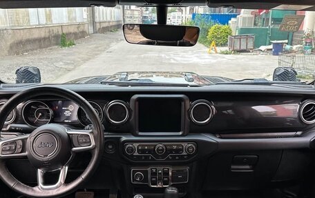 Jeep Wrangler, 2022 год, 4 350 000 рублей, 12 фотография