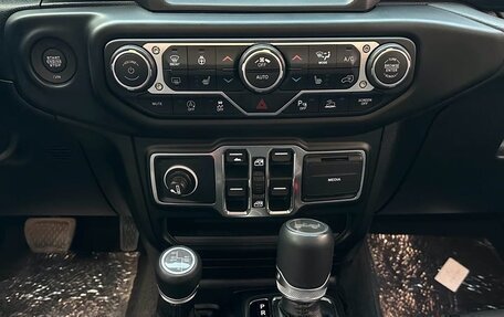 Jeep Wrangler, 2022 год, 4 350 000 рублей, 13 фотография