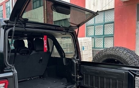 Jeep Wrangler, 2022 год, 4 350 000 рублей, 15 фотография