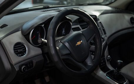 Chevrolet Cruze II, 2010 год, 500 000 рублей, 11 фотография
