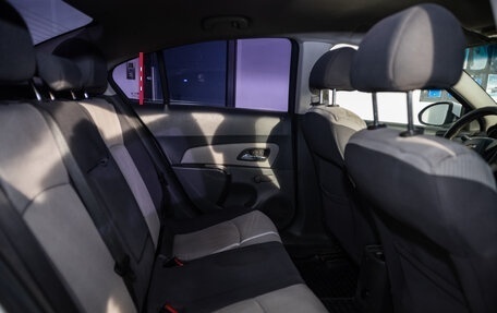 Chevrolet Cruze II, 2010 год, 500 000 рублей, 14 фотография