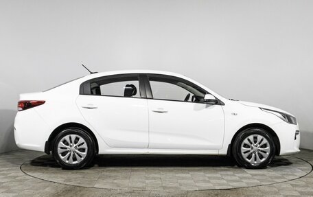KIA Rio IV, 2018 год, 1 349 700 рублей, 4 фотография