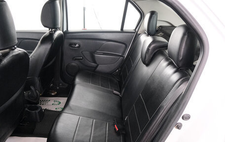 Renault Logan II, 2018 год, 699 000 рублей, 18 фотография