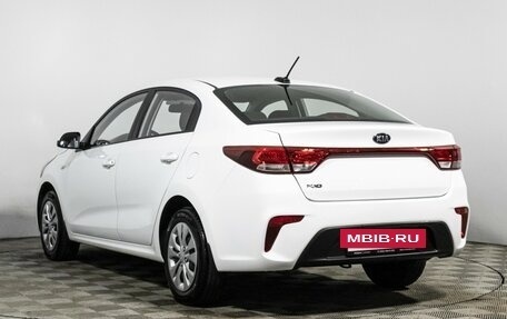KIA Rio IV, 2018 год, 1 349 700 рублей, 7 фотография