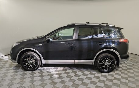 Toyota RAV4, 2017 год, 2 400 000 рублей, 8 фотография