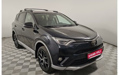 Toyota RAV4, 2017 год, 2 400 000 рублей, 3 фотография