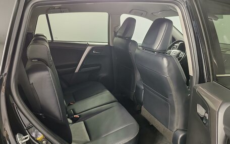 Toyota RAV4, 2017 год, 2 400 000 рублей, 21 фотография
