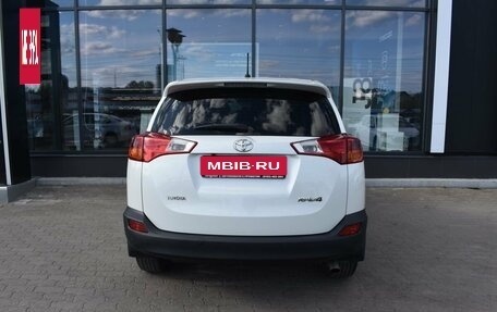 Toyota RAV4, 2014 год, 1 745 000 рублей, 6 фотография