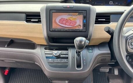 Honda Freed II, 2017 год, 1 154 000 рублей, 35 фотография