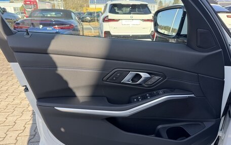 BMW 3 серия, 2022 год, 3 650 000 рублей, 18 фотография