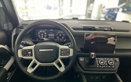 Land Rover Defender II, 2023 год, 12 200 000 рублей, 9 фотография