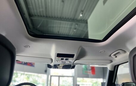 Land Rover Defender II, 2023 год, 12 200 000 рублей, 13 фотография