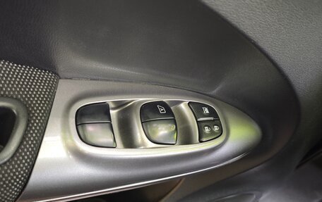 Nissan Juke II, 2011 год, 995 000 рублей, 11 фотография