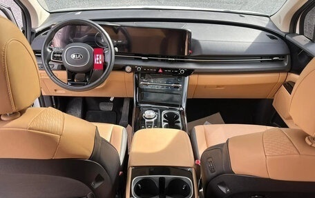 KIA Carnival, 2021 год, 2 460 100 рублей, 14 фотография