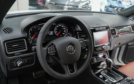 Volkswagen Touareg III, 2014 год, 2 149 000 рублей, 9 фотография