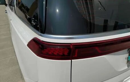 KIA Carnival, 2022 год, 3 400 000 рублей, 6 фотография