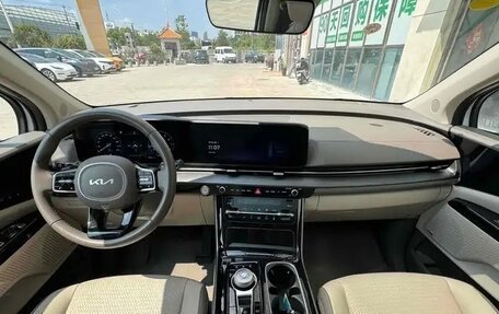 KIA Carnival, 2022 год, 3 400 000 рублей, 13 фотография