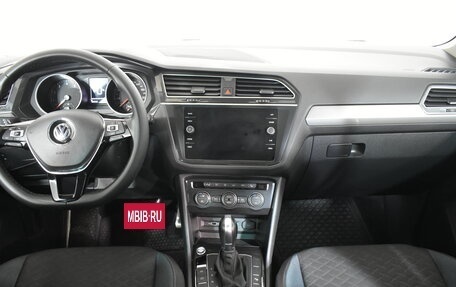 Volkswagen Tiguan II, 2019 год, 1 849 000 рублей, 7 фотография