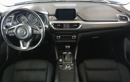 Mazda 6, 2018 год, 1 996 000 рублей, 9 фотография