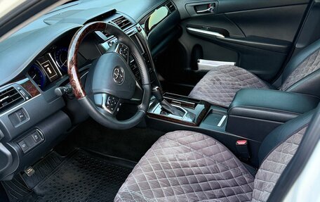 Toyota Camry, 2016 год, 2 550 000 рублей, 4 фотография