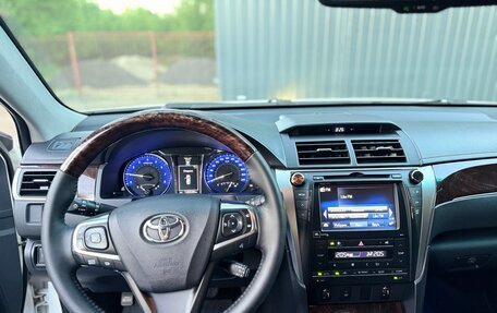 Toyota Camry, 2016 год, 2 550 000 рублей, 3 фотография