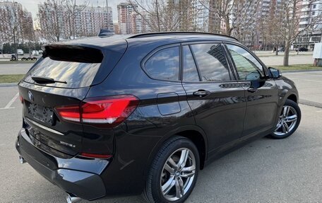 BMW X1, 2022 год, 2 700 000 рублей, 6 фотография