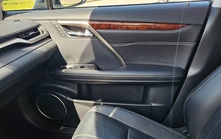 Lexus RX IV рестайлинг, 2018 год, 5 950 000 рублей, 8 фотография