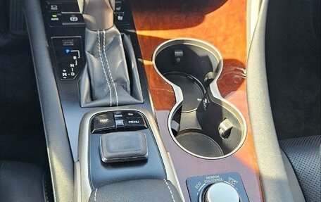 Lexus RX IV рестайлинг, 2018 год, 5 950 000 рублей, 22 фотография