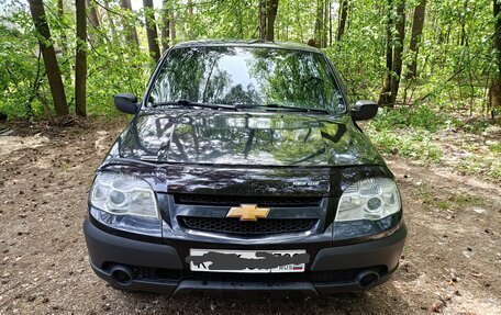 Chevrolet Niva I рестайлинг, 2011 год, 490 000 рублей, 3 фотография