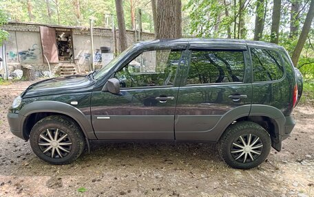 Chevrolet Niva I рестайлинг, 2011 год, 490 000 рублей, 6 фотография