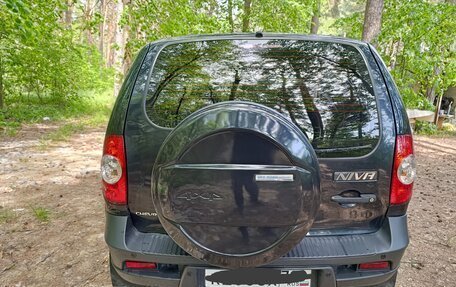 Chevrolet Niva I рестайлинг, 2011 год, 490 000 рублей, 8 фотография