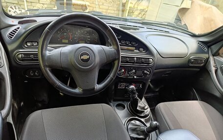 Chevrolet Niva I рестайлинг, 2011 год, 490 000 рублей, 17 фотография