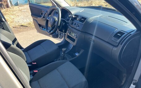 Skoda Fabia II, 2014 год, 890 000 рублей, 4 фотография