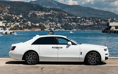 Rolls-Royce Ghost Series II рестайлинг, 2022 год, 33 300 000 рублей, 6 фотография
