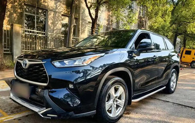 Toyota Highlander, 2022 год, 3 314 000 рублей, 1 фотография