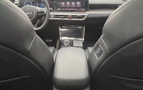 KIA K5, 2022 год, 2 100 000 рублей, 16 фотография