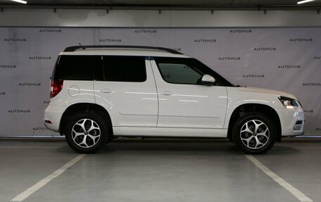 Skoda Yeti I рестайлинг, 2015 год, 1 470 000 рублей, 8 фотография