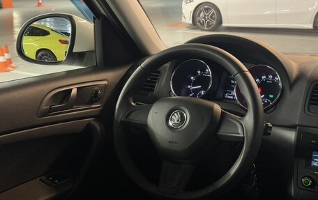 Skoda Yeti I рестайлинг, 2015 год, 1 470 000 рублей, 19 фотография