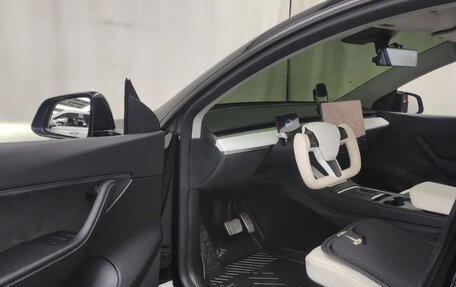 Tesla Model Y I, 2021 год, 4 550 000 рублей, 9 фотография