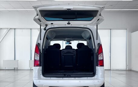Peugeot Partner II рестайлинг 2, 2022 год, 2 499 000 рублей, 19 фотография
