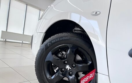 Peugeot Partner II рестайлинг 2, 2022 год, 2 499 000 рублей, 14 фотография