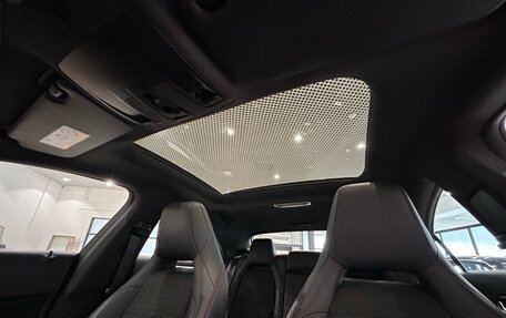 Mercedes-Benz CLA, 2018 год, 2 099 000 рублей, 20 фотография