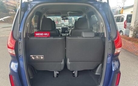 Honda Freed II, 2018 год, 1 100 000 рублей, 28 фотография