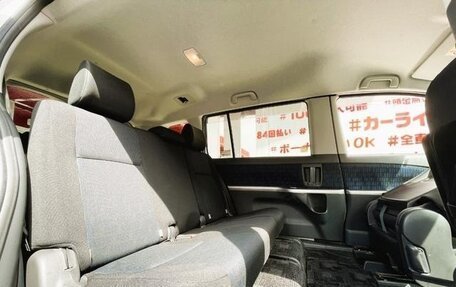 Toyota ISis I, 2012 год, 1 112 000 рублей, 12 фотография