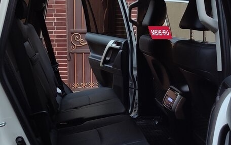 Toyota Land Cruiser Prado 150 рестайлинг 2, 2020 год, 5 980 000 рублей, 23 фотография