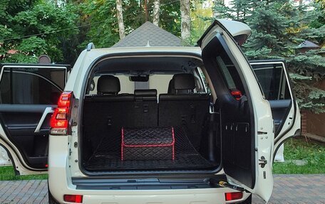 Toyota Land Cruiser Prado 150 рестайлинг 2, 2020 год, 5 980 000 рублей, 34 фотография